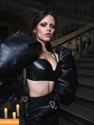 Jenna Ortega фото #3482