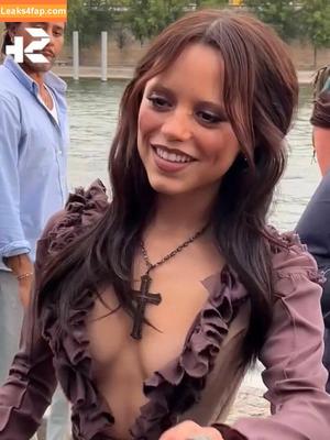 Jenna Ortega photo #3525