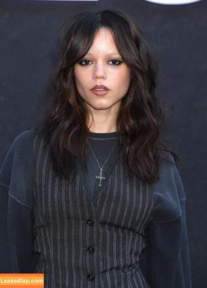 Jenna Ortega photo #3771