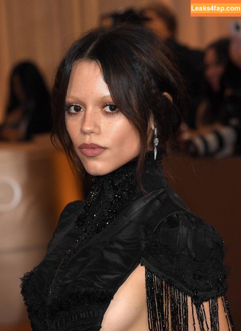 Jenna Ortega / Page / jennaortega leaked photo photo #4068