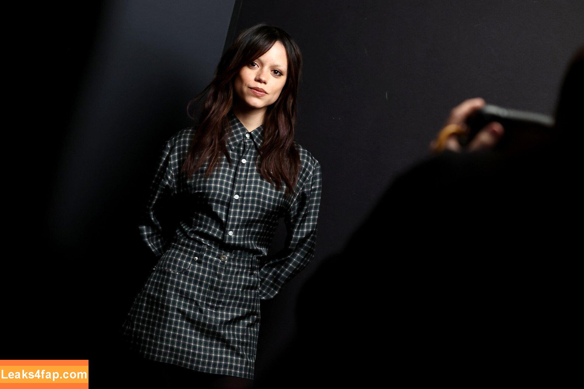 Jenna Ortega / Page / jennaortega leaked photo photo #4130