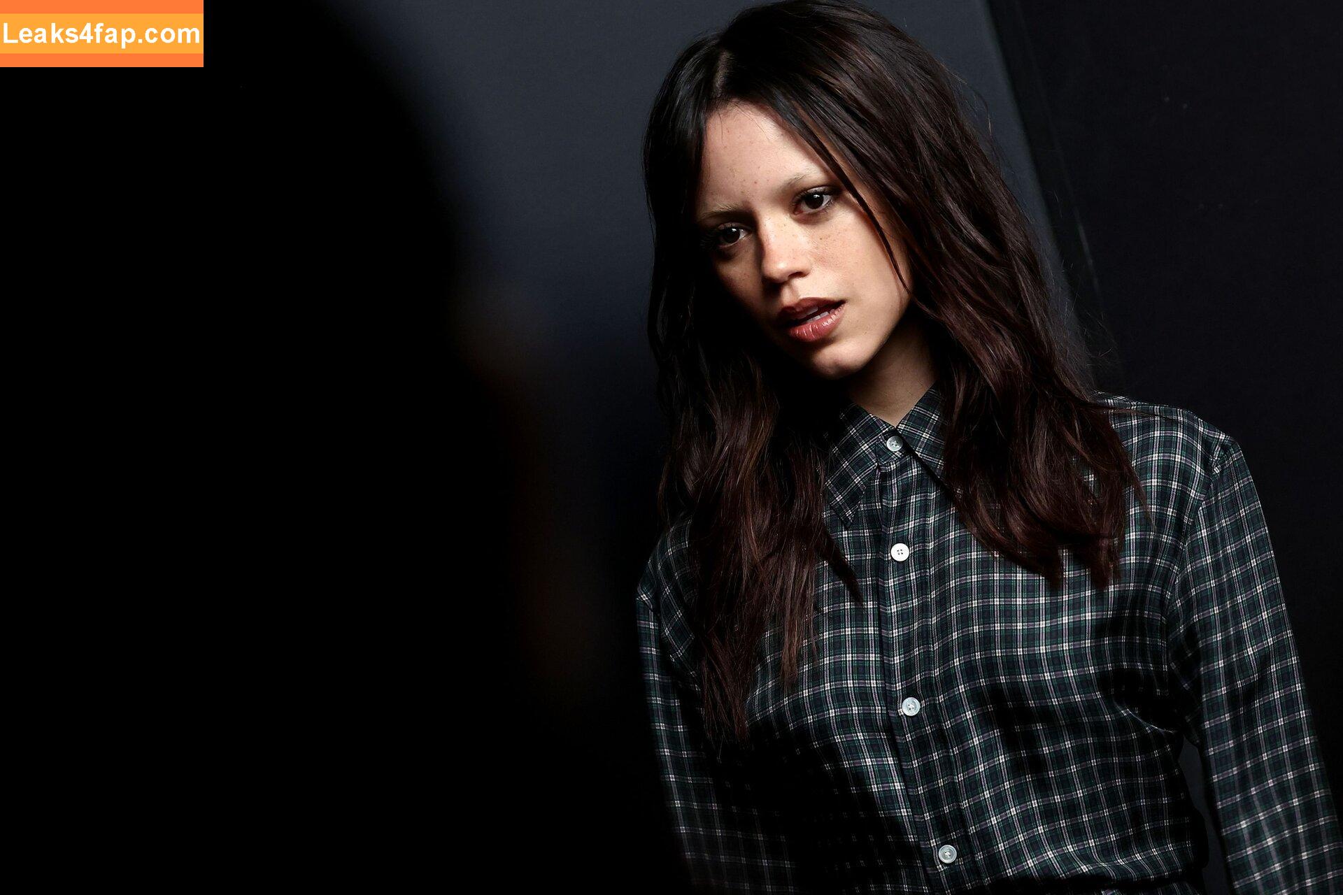 Jenna Ortega / Page / jennaortega leaked photo photo #4131