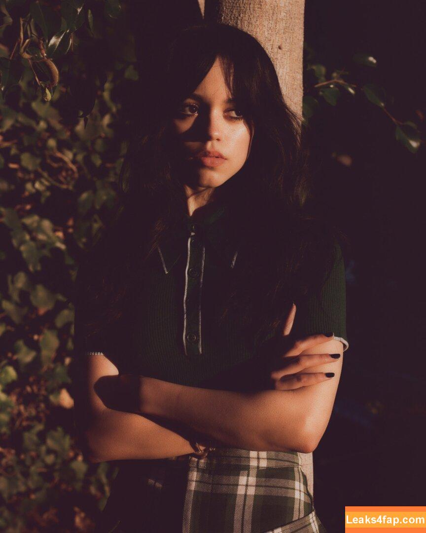 Jenna Ortega / Page / jennaortega leaked photo photo #4247