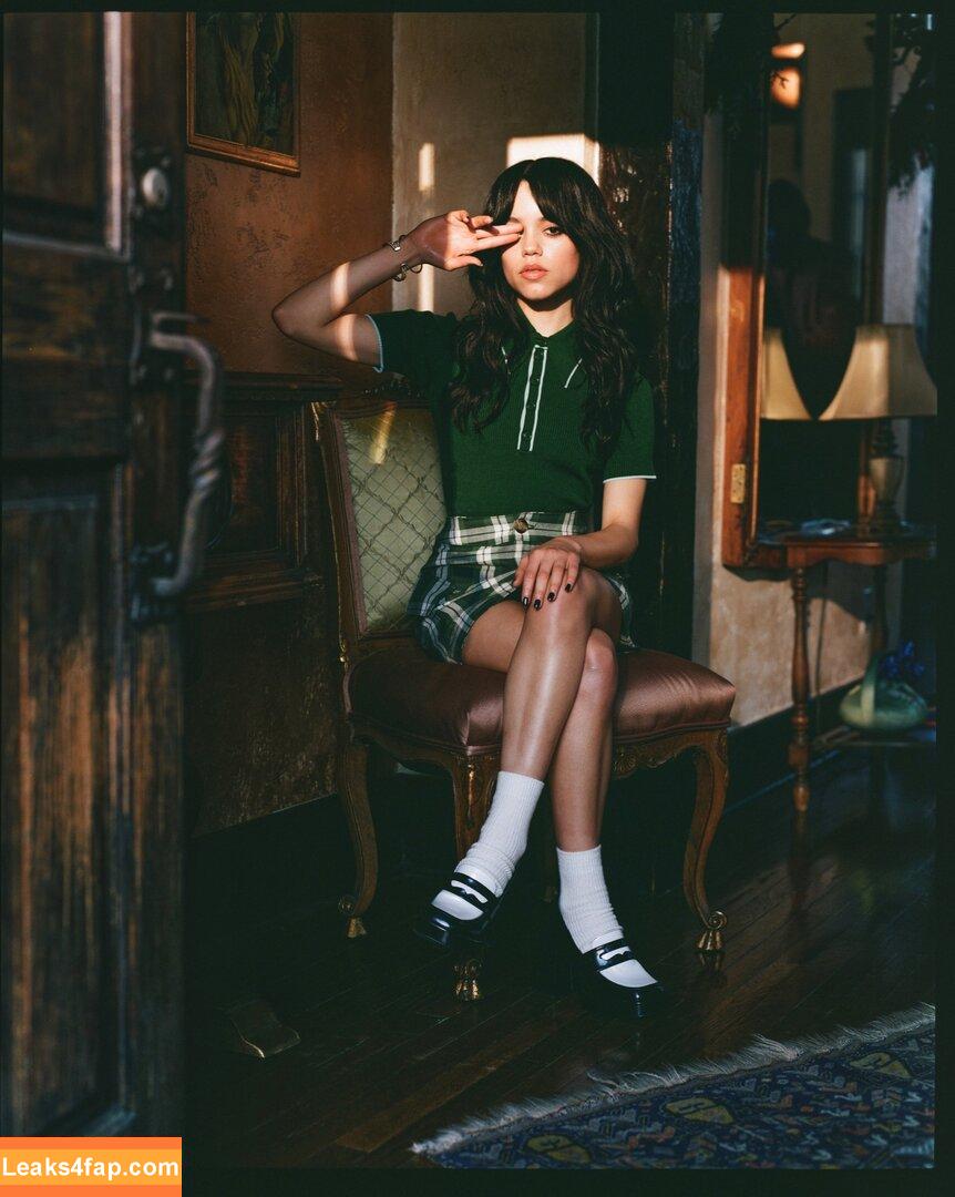 Jenna Ortega / Page / jennaortega leaked photo photo #4261