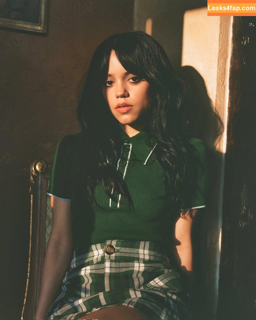 Jenna Ortega / Page / jennaortega leaked photo photo #4262