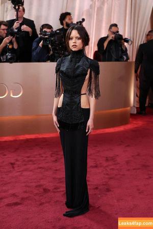 Jenna Ortega photo #4091