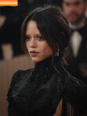 Jenna Ortega photo #4118