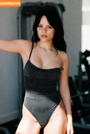 Jenna Ortega photo #4200