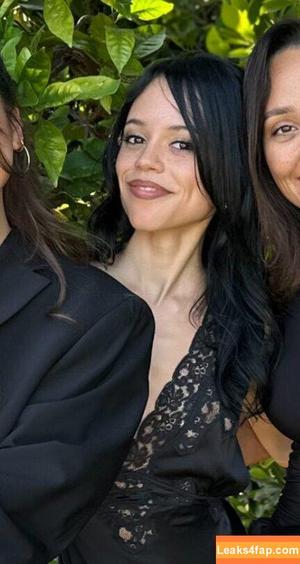 Jenna Ortega photo #4285