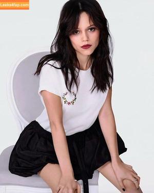 Jenna Ortega photo #4340