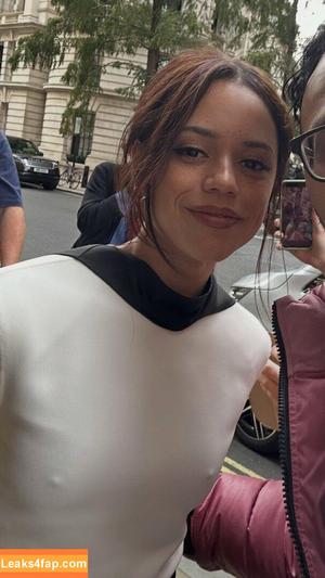 Jenna Ortega photo #4364