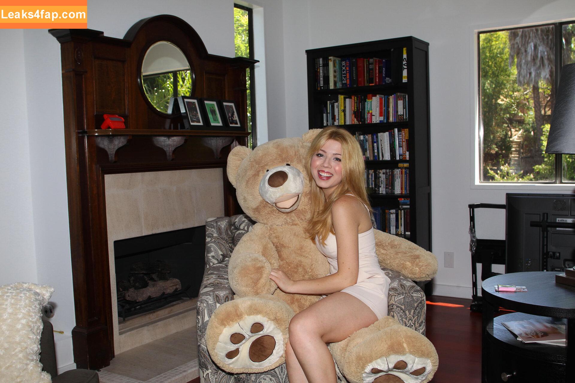 Jennette McCurdy / jennettemccurdy слитое фото фото #0351