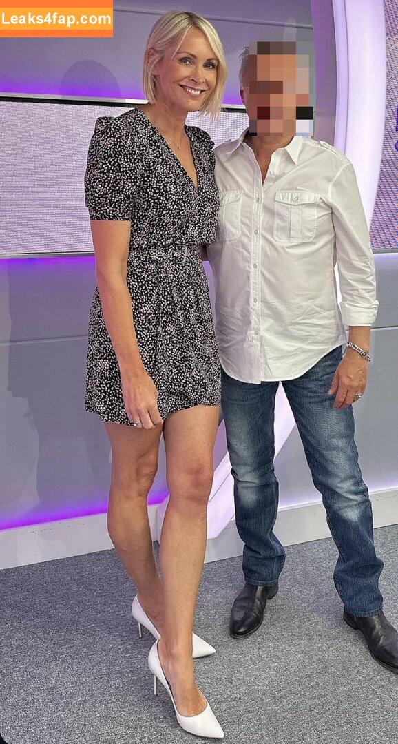 Jenni Falconer / jennifalconer leaked photo photo #0214