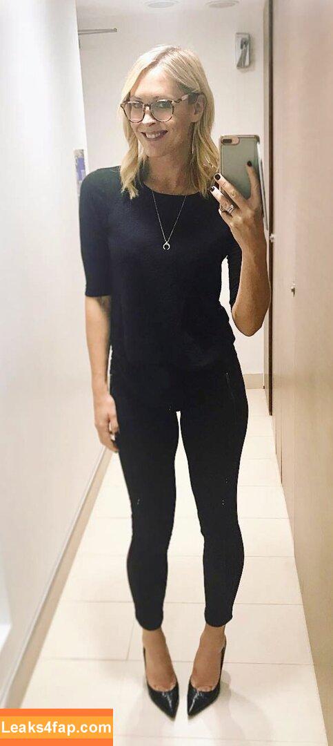 Jenni Falconer / jennifalconer leaked photo photo #0217