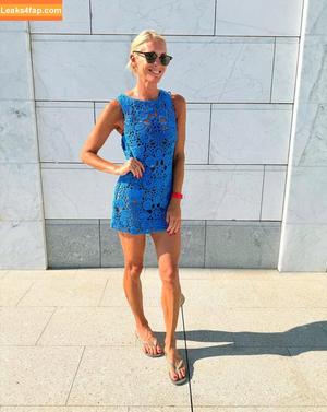 Jenni Falconer photo #0193