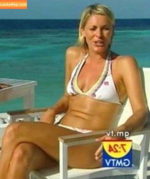 Jenni Falconer photo #0195