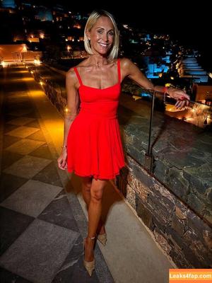 Jenni Falconer фото #0223