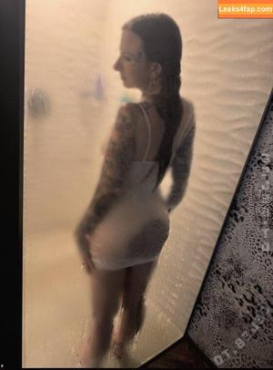 Jennibabe photo #0003