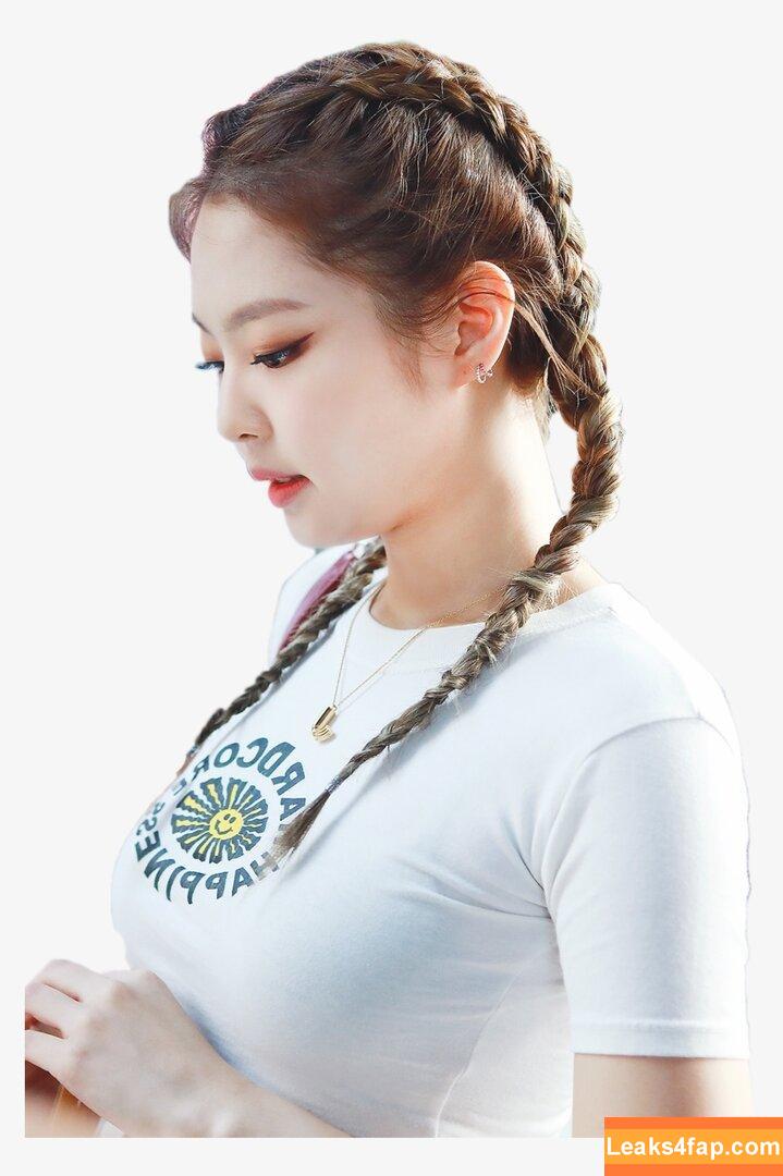 Jennie | BLΛƆKPIИK / Blackpink / jennierubyjane / sheflieshigh слитое фото фото #0005