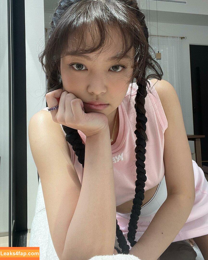 Jennie | BLΛƆKPIИK / Blackpink / jennierubyjane / sheflieshigh слитое фото фото #0050