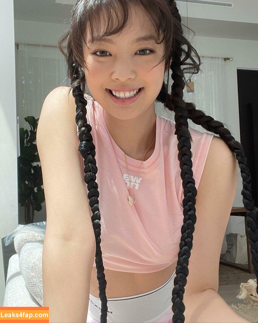 Jennie | BLΛƆKPIИK / Blackpink / jennierubyjane / sheflieshigh слитое фото фото #0055