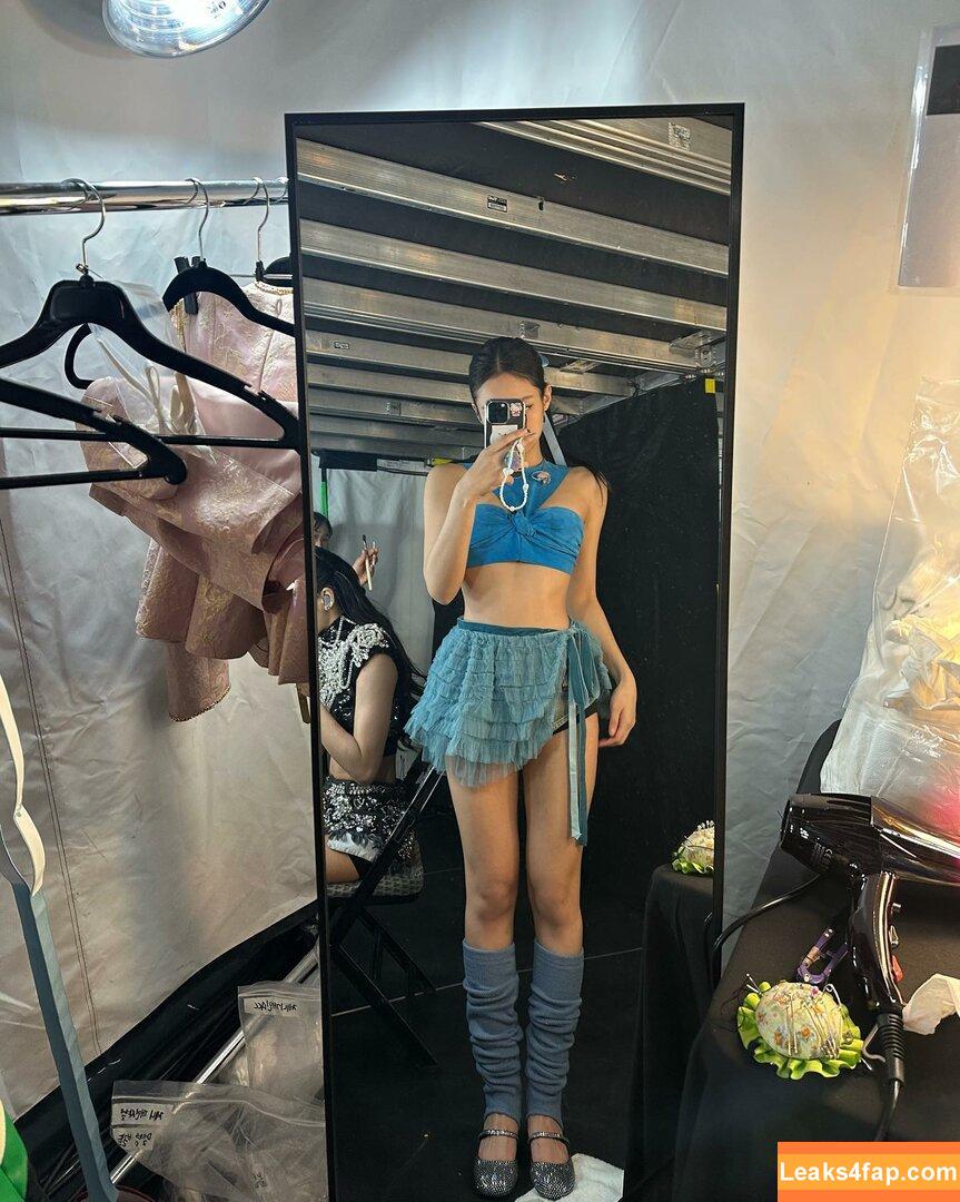 Jennie | BLΛƆKPIИK / Blackpink / jennierubyjane / sheflieshigh слитое фото фото #0145