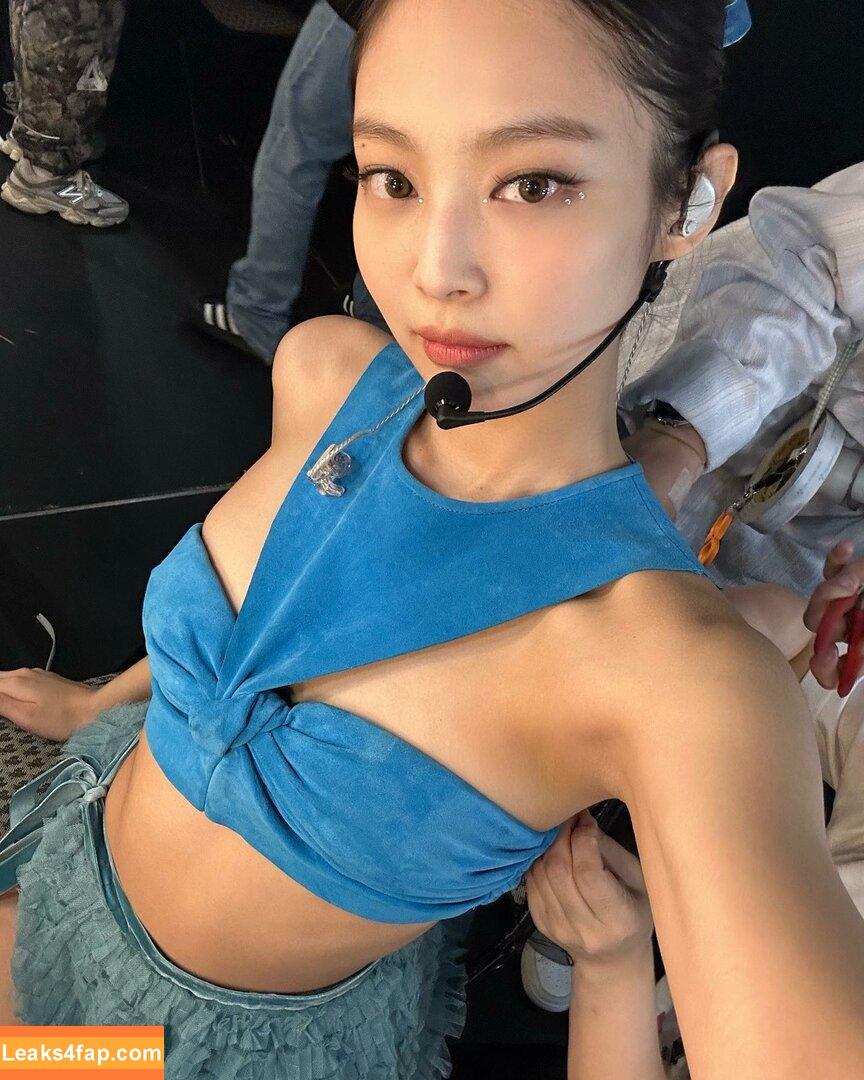 Jennie | BLΛƆKPIИK / Blackpink / jennierubyjane / sheflieshigh слитое фото фото #0148