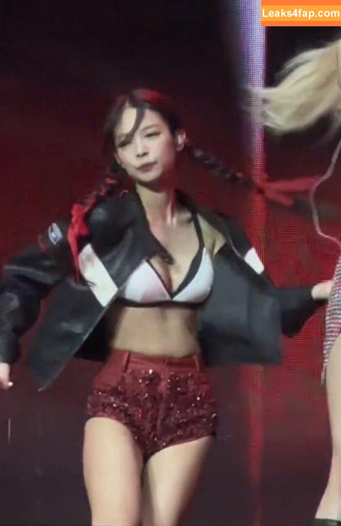 Jennie | BLΛƆKPIИK / Blackpink / jennierubyjane / sheflieshigh слитое фото фото #0156