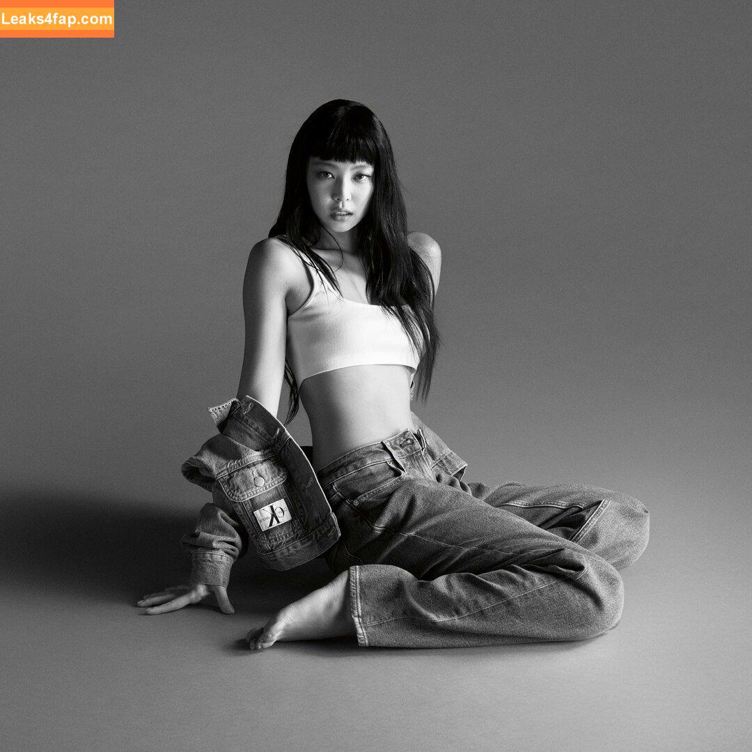 Jennie | BLΛƆKPIИK / Blackpink / jennierubyjane / sheflieshigh слитое фото фото #0205