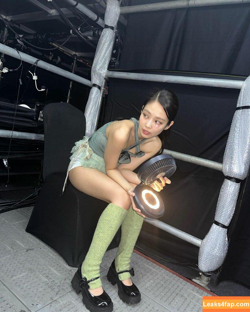 Jennie | BLΛƆKPIИK / Blackpink / jennierubyjane / sheflieshigh слитое фото фото #0232