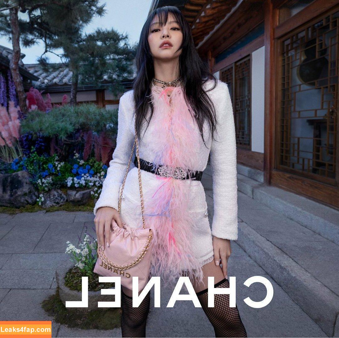 Jennie | BLΛƆKPIИK / Blackpink / jennierubyjane / sheflieshigh слитое фото фото #0243