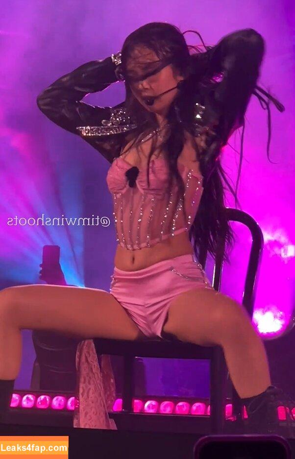 Jennie | BLΛƆKPIИK / Blackpink / jennierubyjane / sheflieshigh слитое фото фото #0272