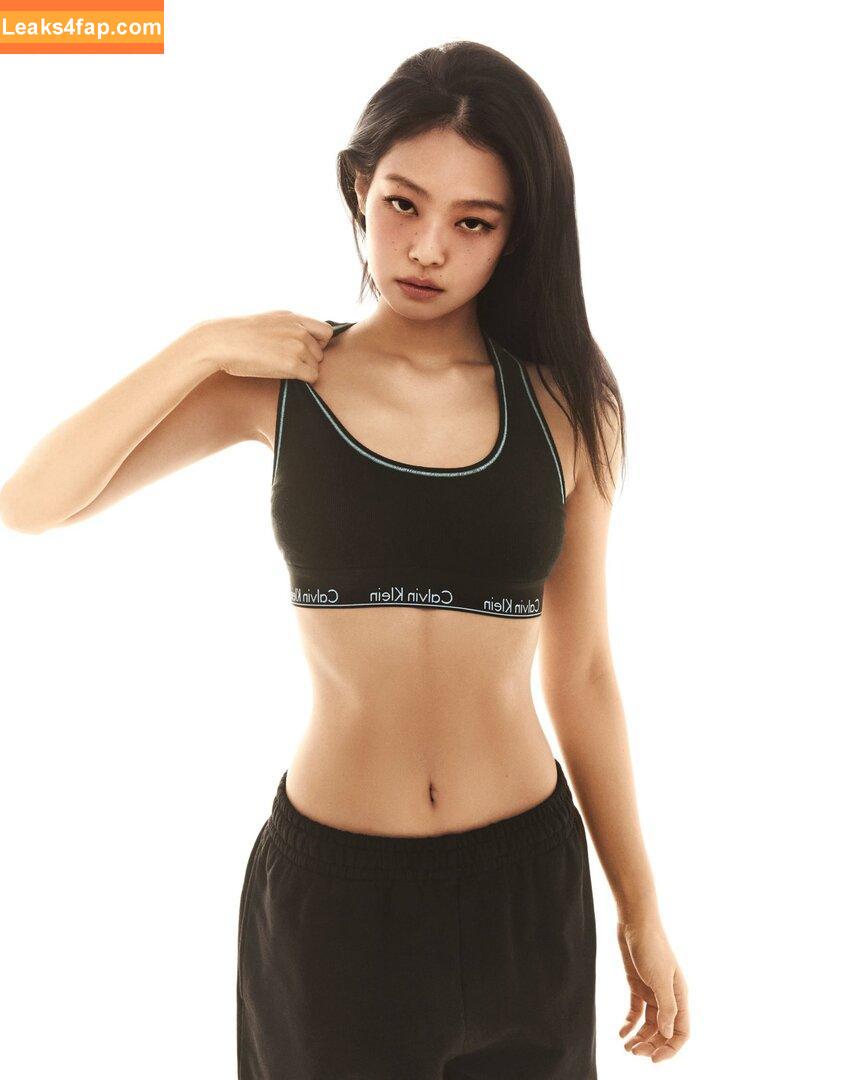 Jennie | BLΛƆKPIИK / Blackpink / jennierubyjane / sheflieshigh слитое фото фото #0291