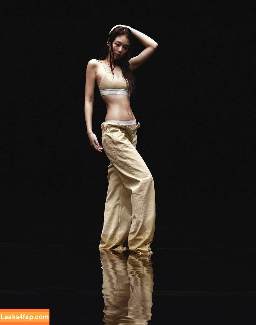 Jennie | BLΛƆKPIИK / Blackpink / jennierubyjane / sheflieshigh слитое фото фото #0293