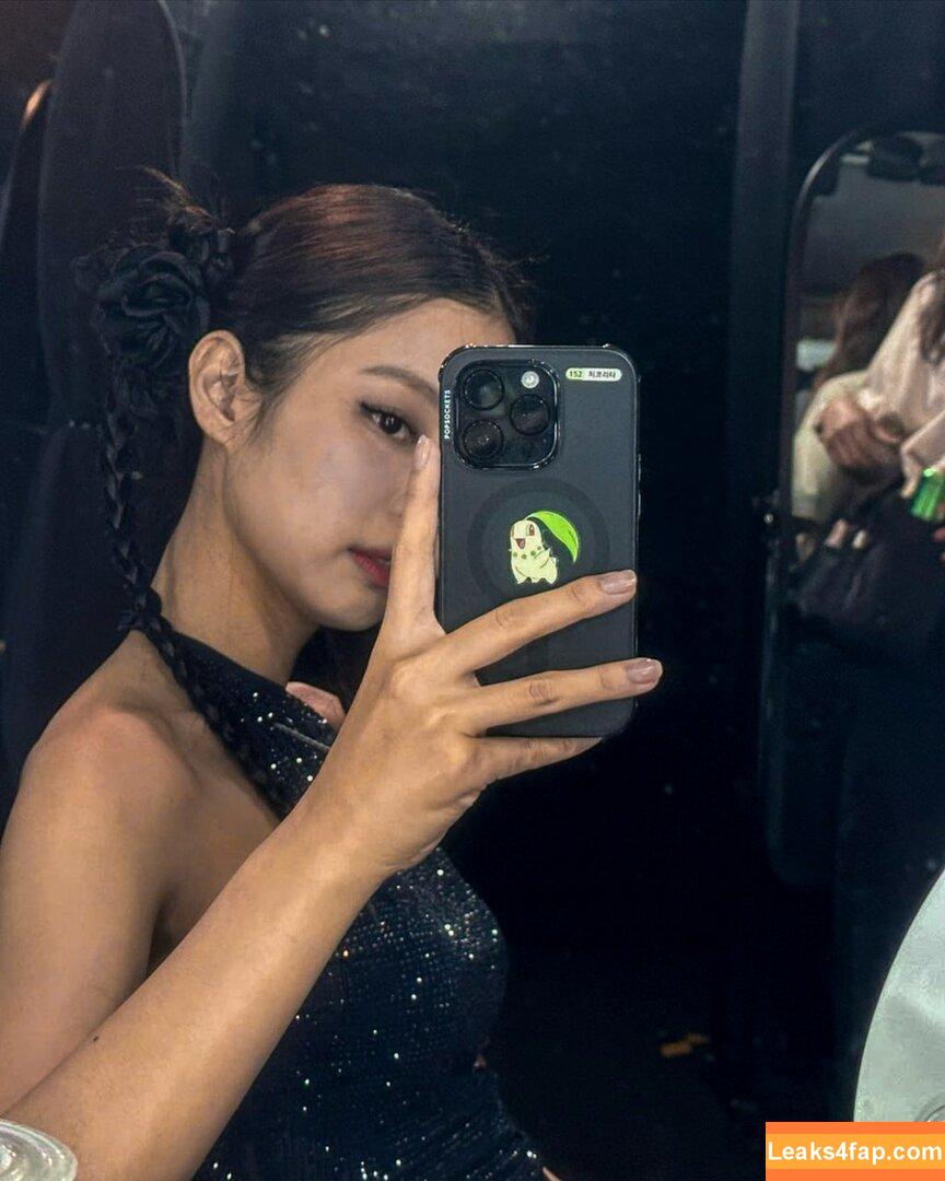 Jennie | BLΛƆKPIИK / Blackpink / jennierubyjane / sheflieshigh слитое фото фото #0316