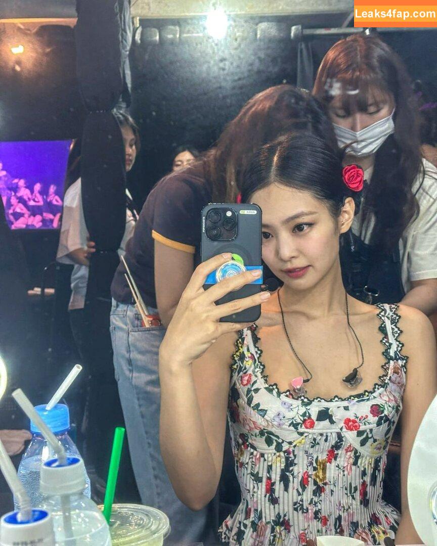 Jennie | BLΛƆKPIИK / Blackpink / jennierubyjane / sheflieshigh слитое фото фото #0324