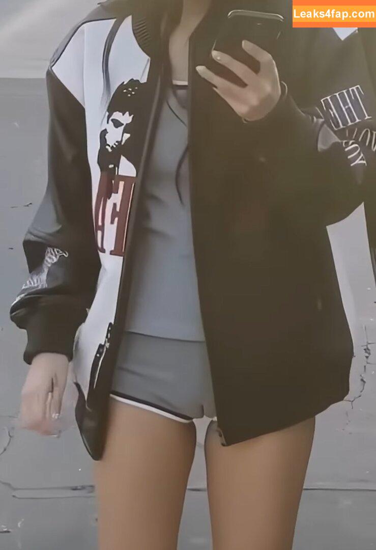 Jennie | BLΛƆKPIИK / Blackpink / jennierubyjane / sheflieshigh слитое фото фото #0344