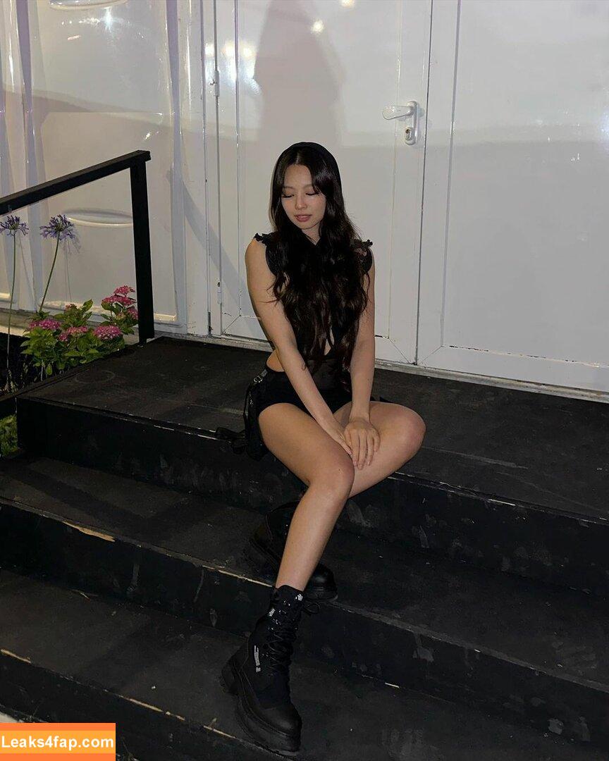 Jennie | BLΛƆKPIИK / Blackpink / jennierubyjane / sheflieshigh слитое фото фото #0362