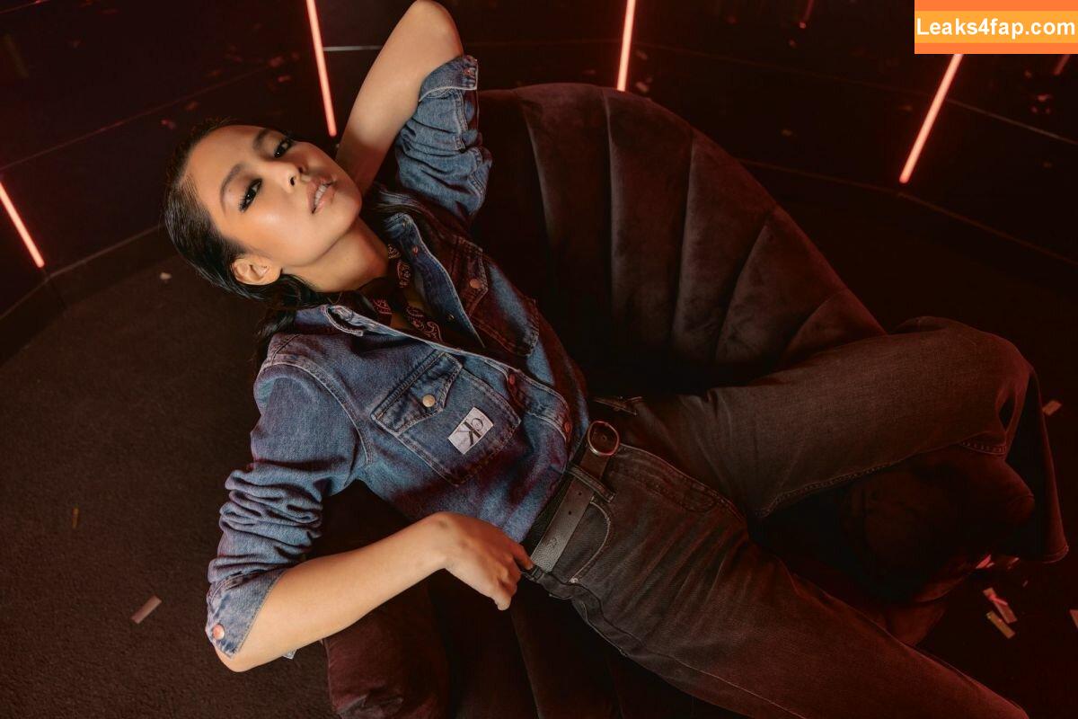 Jennie | BLΛƆKPIИK / Blackpink / jennierubyjane / sheflieshigh слитое фото фото #0381