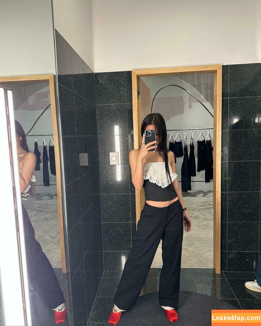 Jennie | BLΛƆKPIИK / Blackpink / jennierubyjane / sheflieshigh слитое фото фото #0396