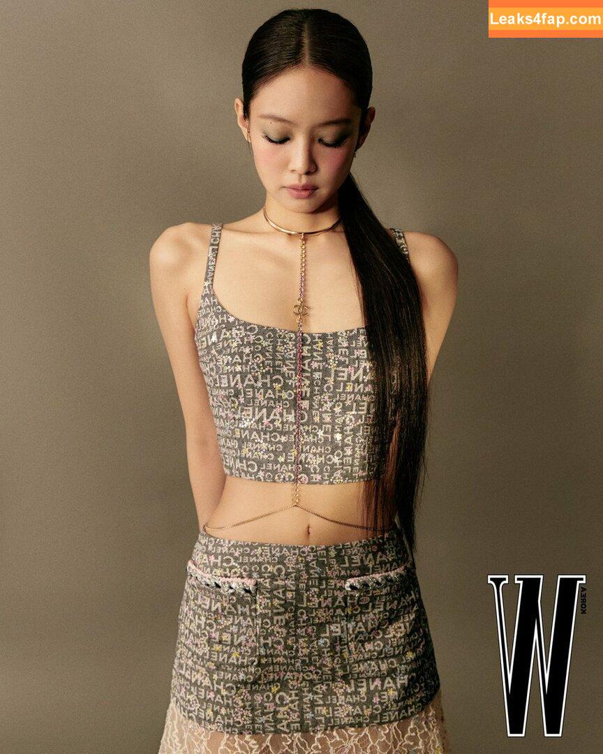 Jennie | BLΛƆKPIИK / Blackpink / jennierubyjane / sheflieshigh слитое фото фото #0426