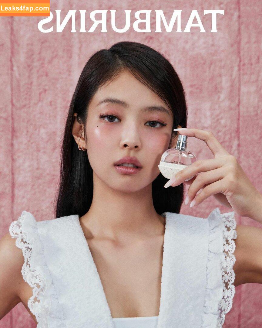 Jennie | BLΛƆKPIИK / Blackpink / jennierubyjane / sheflieshigh слитое фото фото #0435