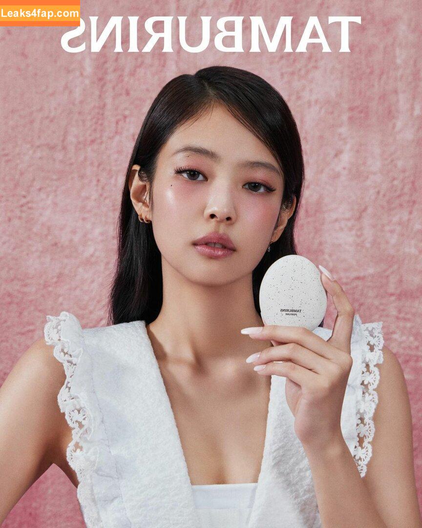 Jennie | BLΛƆKPIИK / Blackpink / jennierubyjane / sheflieshigh слитое фото фото #0436