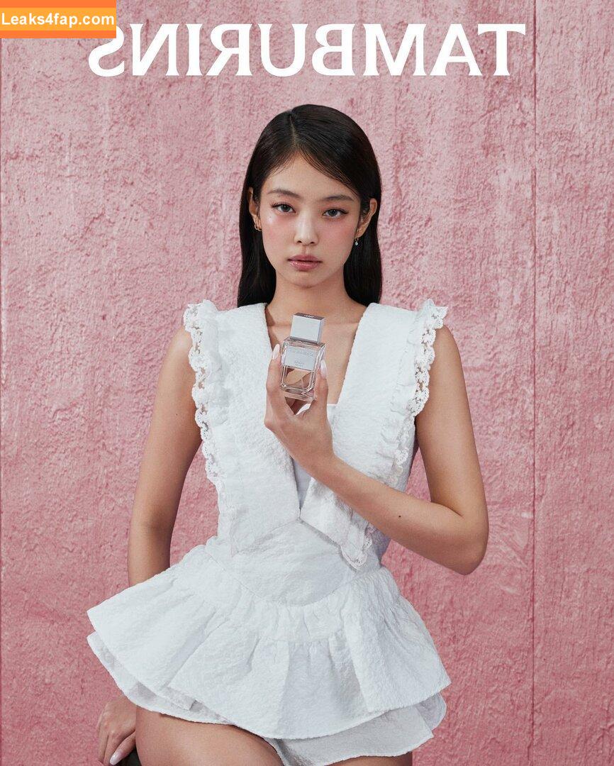 Jennie | BLΛƆKPIИK / Blackpink / jennierubyjane / sheflieshigh слитое фото фото #0441