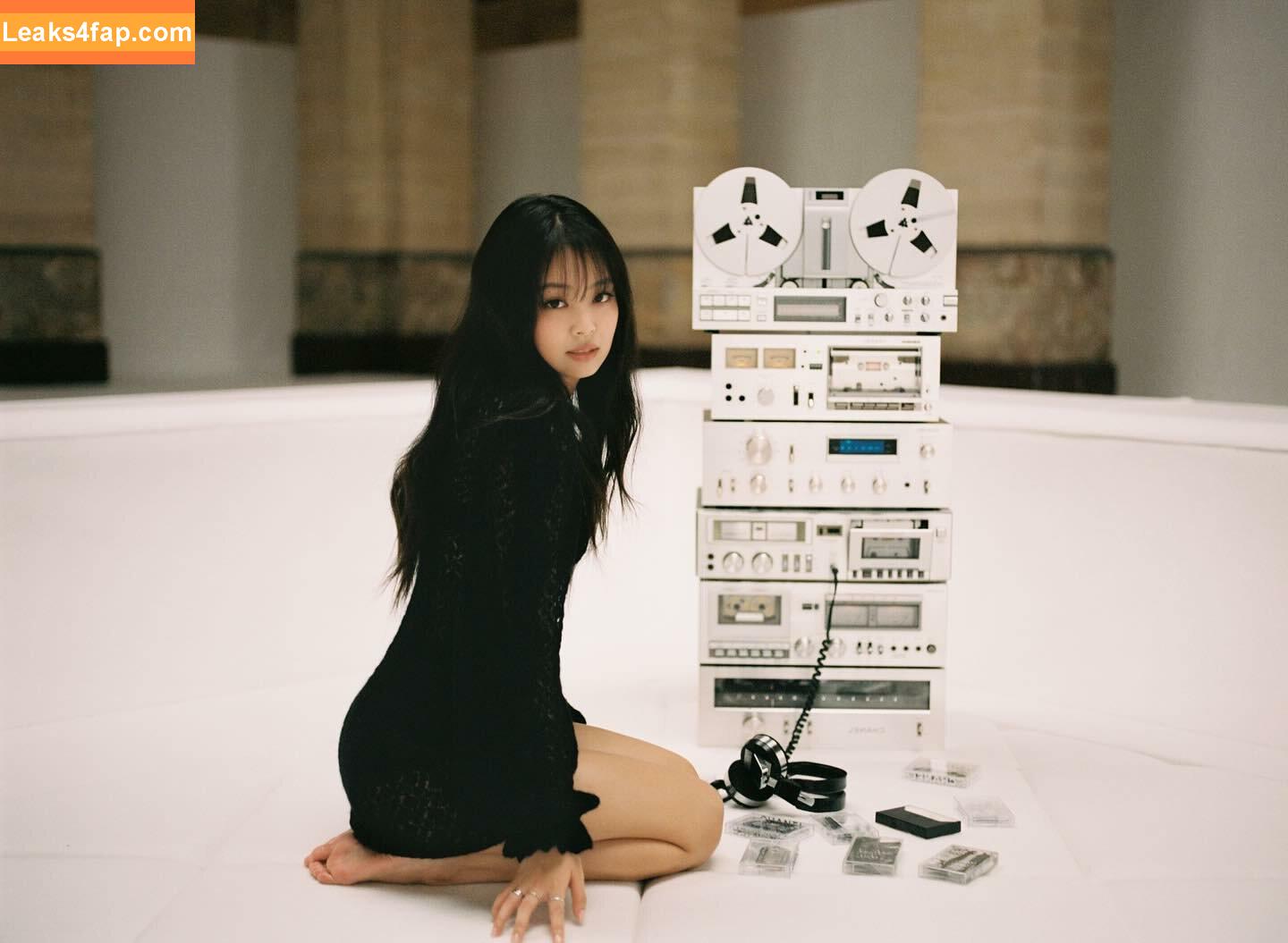 Jennie | BLΛƆKPIИK / Blackpink / jennierubyjane / sheflieshigh слитое фото фото #0506