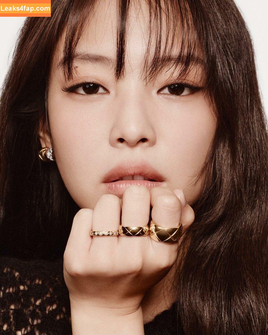 Jennie | BLΛƆKPIИK / Blackpink / jennierubyjane / sheflieshigh слитое фото фото #0507