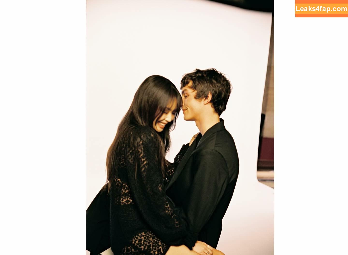 Jennie | BLΛƆKPIИK / Blackpink / jennierubyjane / sheflieshigh слитое фото фото #0515