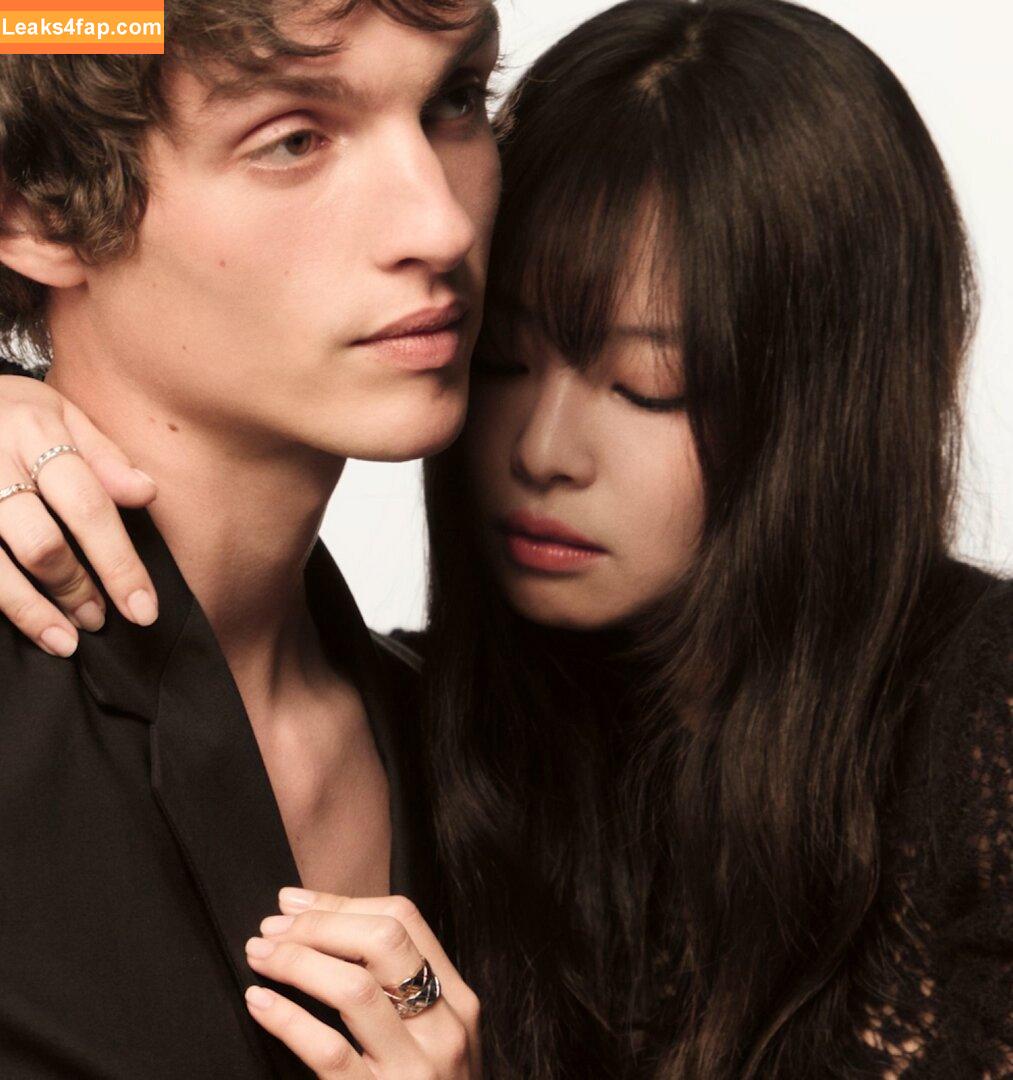 Jennie | BLΛƆKPIИK / Blackpink / jennierubyjane / sheflieshigh слитое фото фото #0516