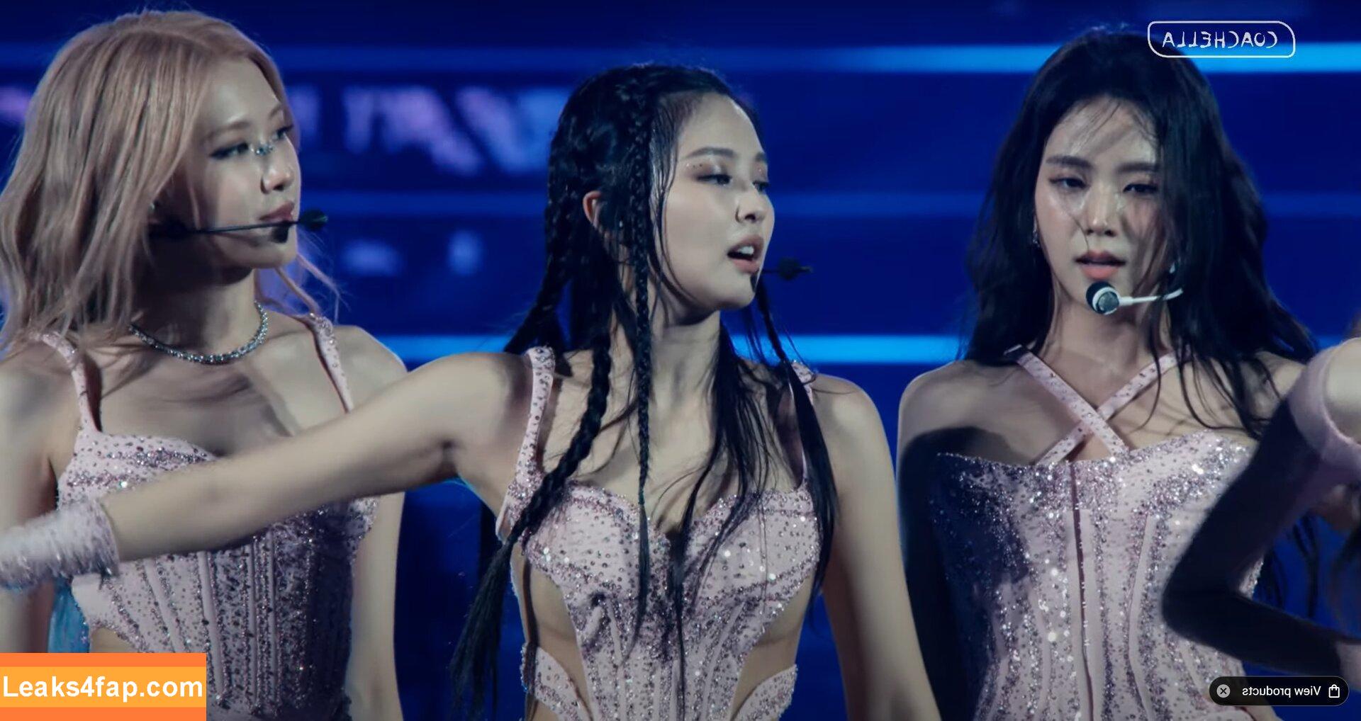 Jennie | BLΛƆKPIИK / Blackpink / jennierubyjane / sheflieshigh слитое фото фото #0589