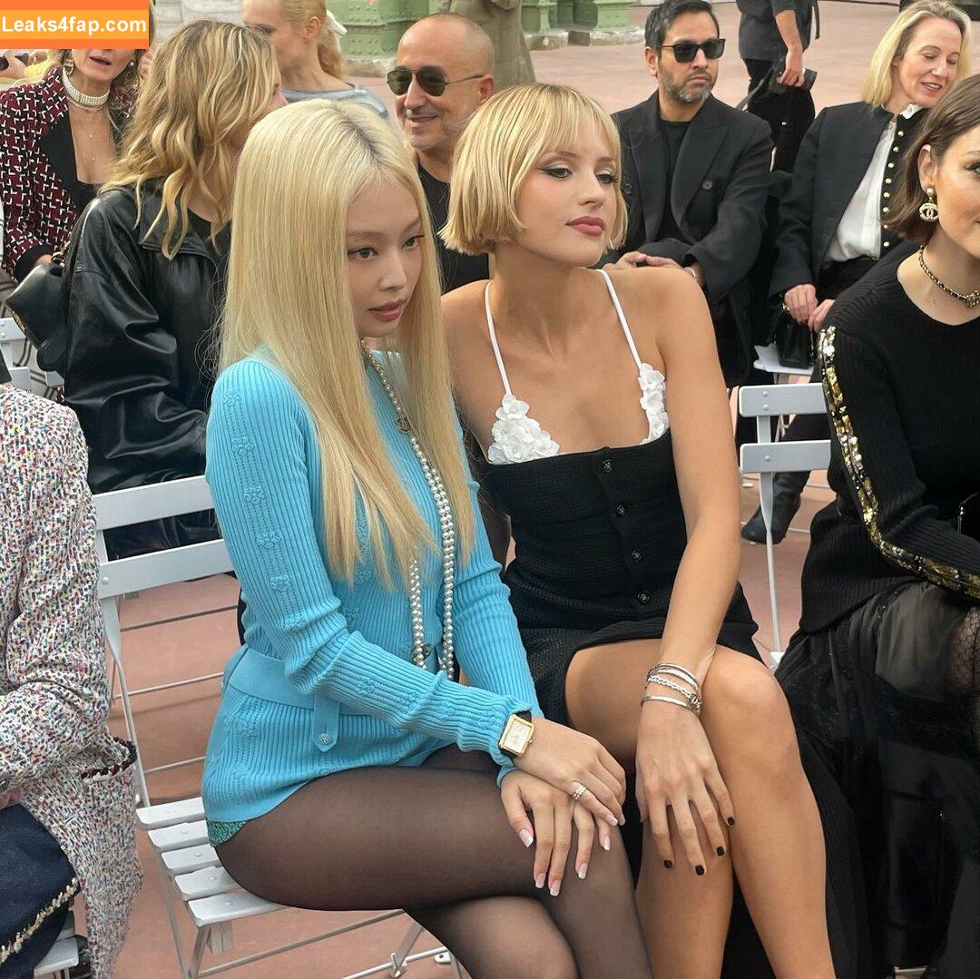 Jennie | BLΛƆKPIИK / Blackpink / jennierubyjane / sheflieshigh leaked photo photo #0923